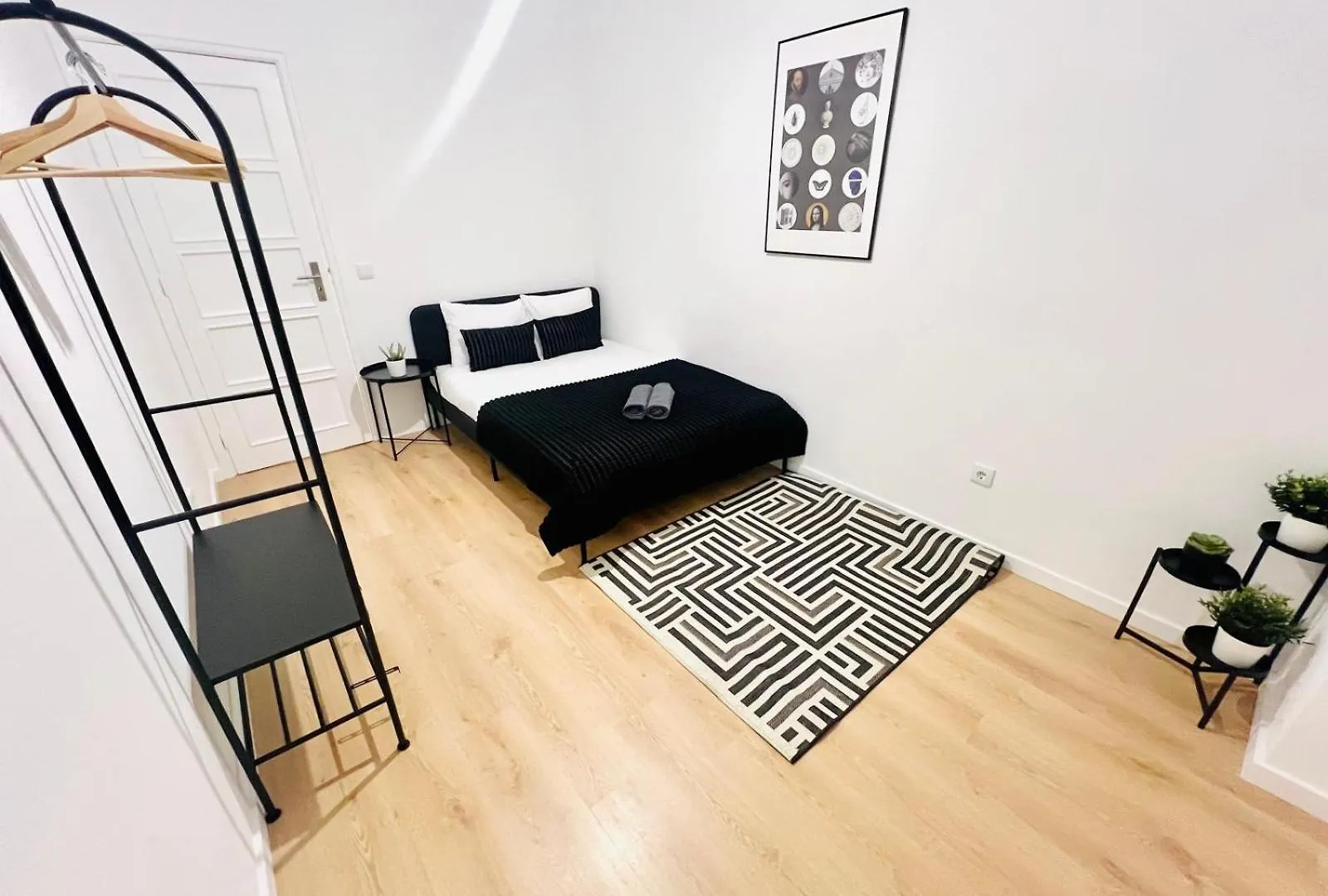 Top Central Lisbon Rooms, Ideal Location For Tourists