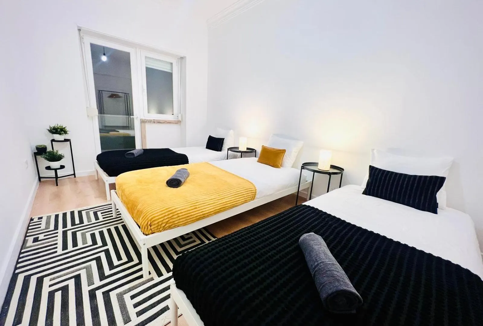 Top Central Lisbon Rooms, Ideal Location For Tourists Vandrarhem