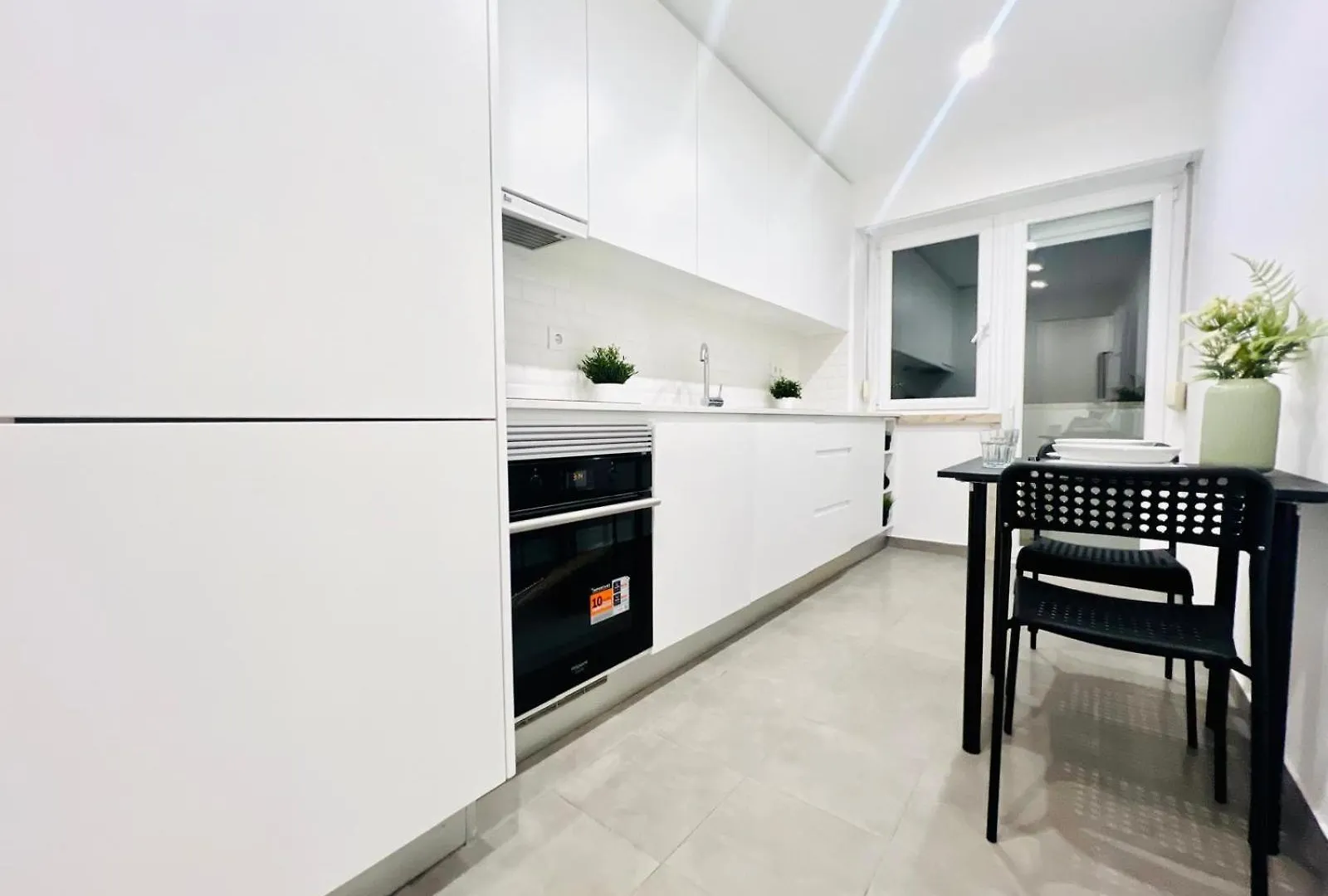Vandrarhem Top Central Lisbon Rooms, Ideal Location For Tourists