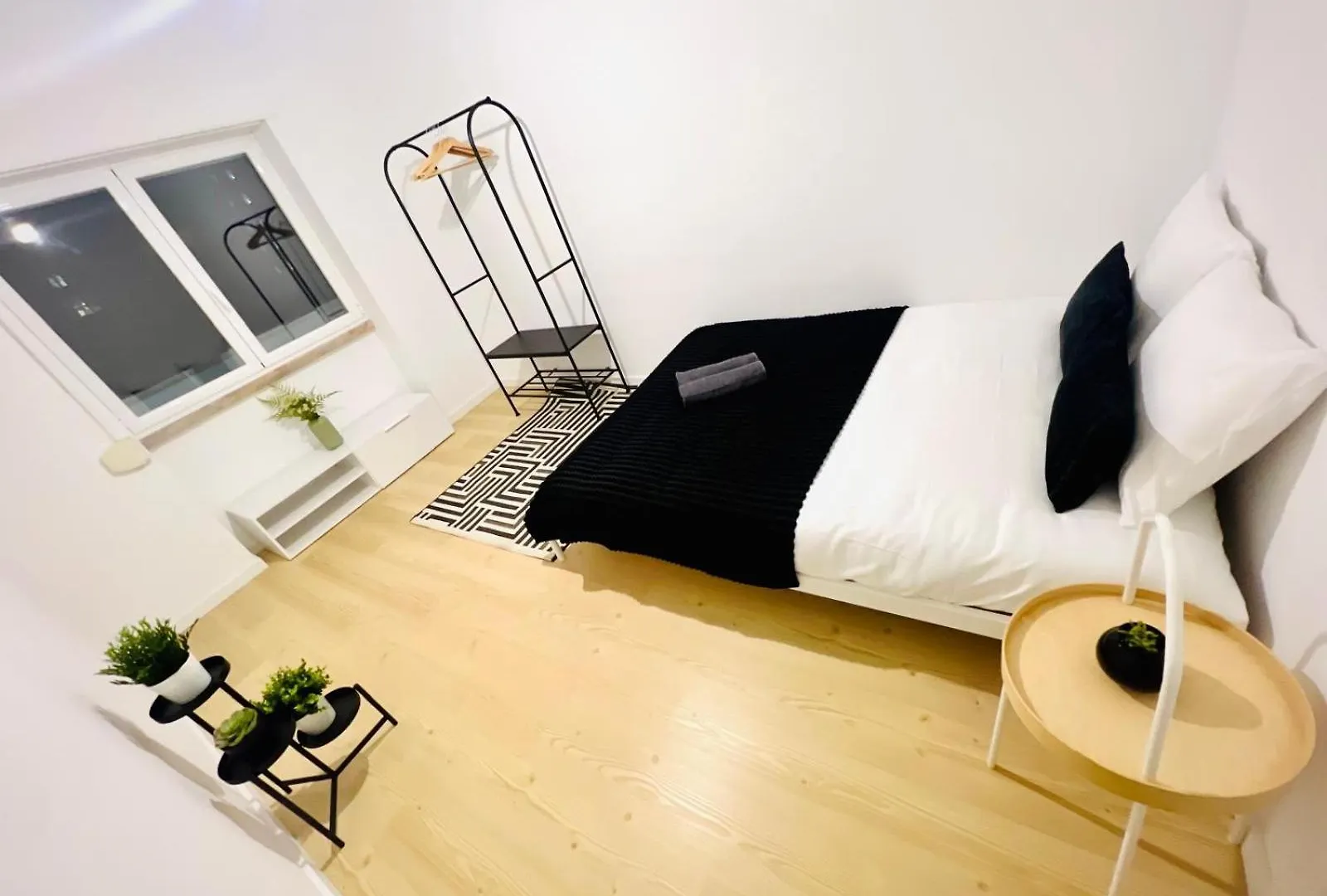 Top Central Lisbon Rooms, Ideal Location For Tourists 0*,  Portugal